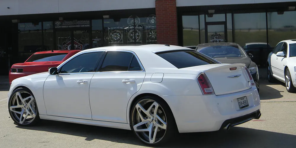 Chrysler 300 on Forgiato F2.11 wheels