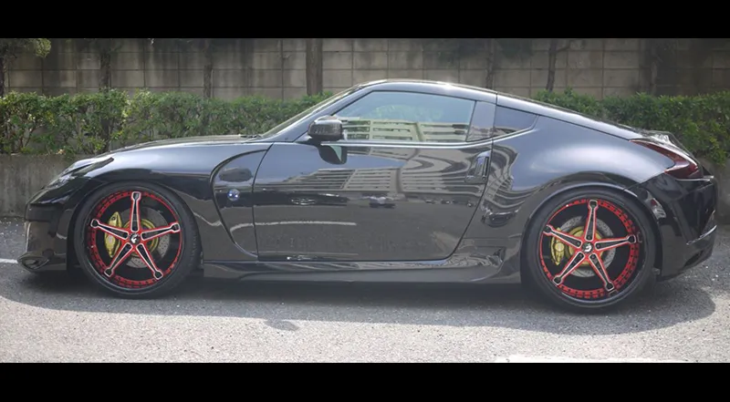 Nissan 370Z on Forgiato Martellato wheels