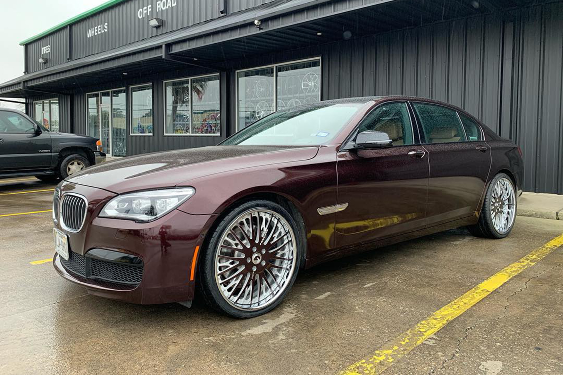 7 Series on Cravatta