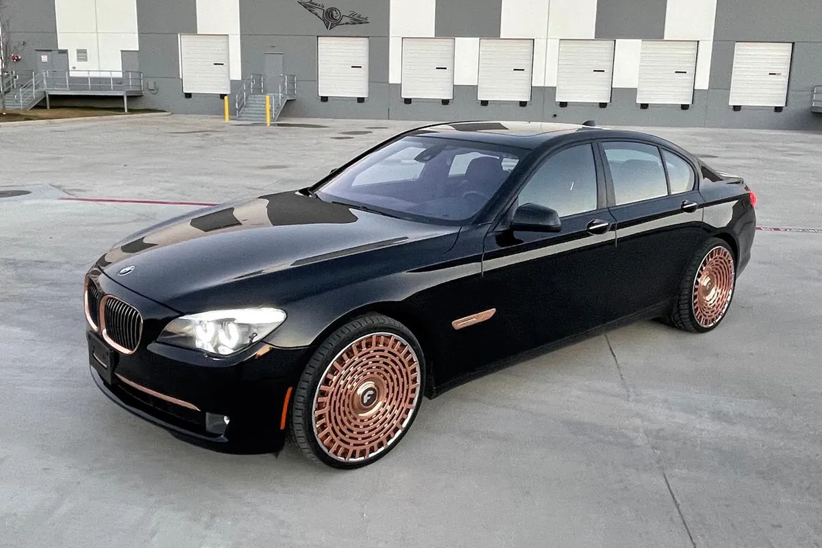 BMW 7 Series on Forgiato Parlante-ECL wheels