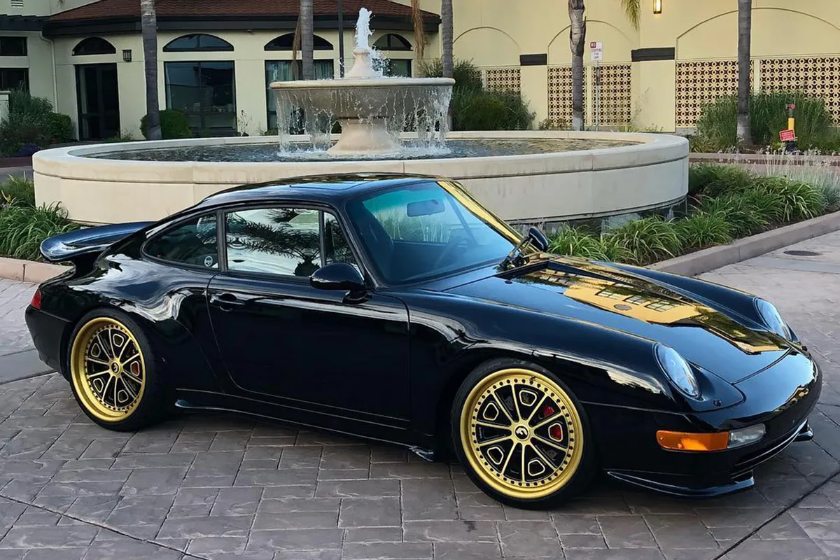 Porsche 911 on Forgiato FV3 wheels