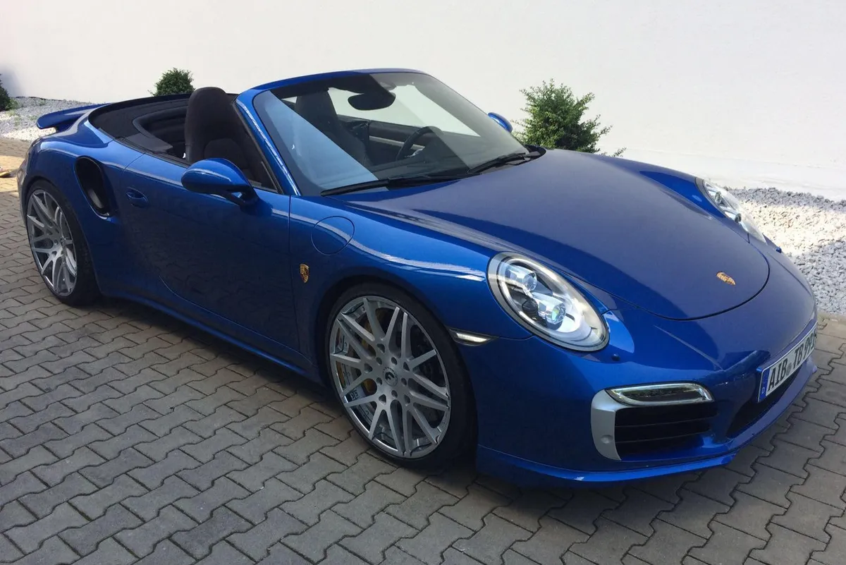 Porsche 911 on Forgiato Maglia-ECL wheels