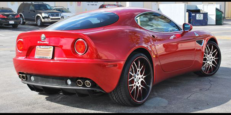 Alfa Romeo 8C on Maglia