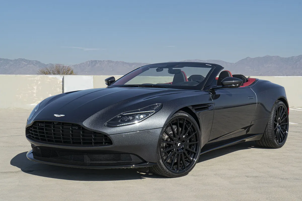 Aston Martin Aston Martin DB9 on Forgiato Tec 2.3 wheels