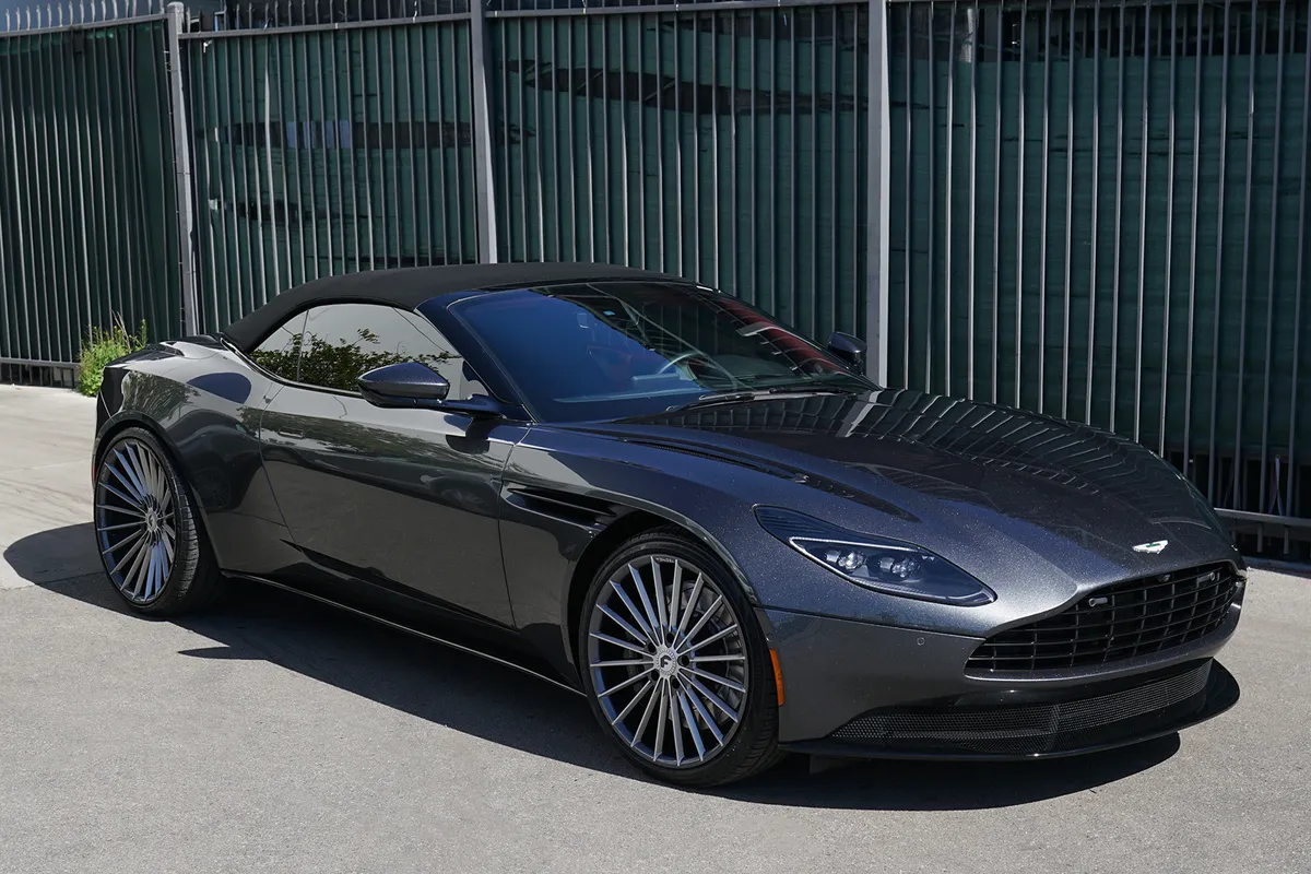 Aston Martin Aston Martin DB9 on Forgiato Tec Mono 1.1 wheels