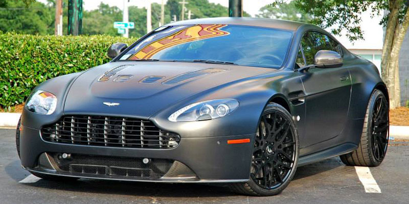 Aston Martin Vantage on Maglia-ECL