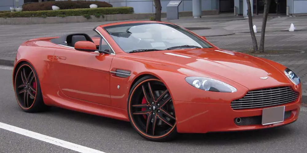 Aston Martin Aston Martin Vantage on Forgiato Vizzo wheels