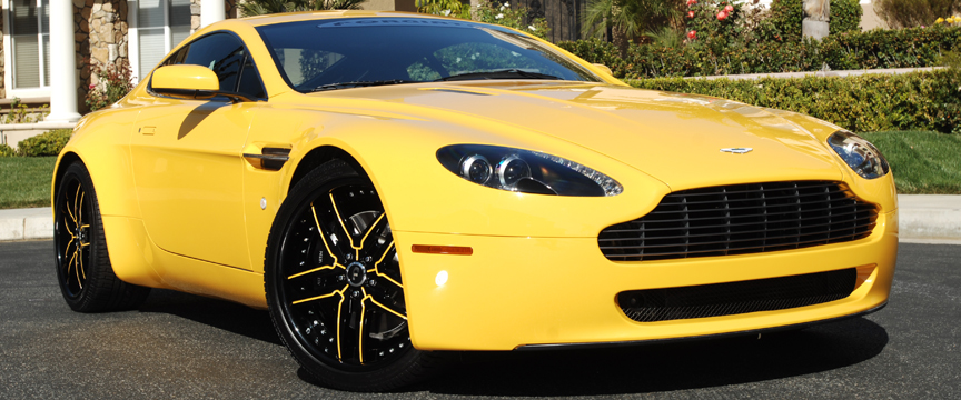 Aston Martin Vantage on Vizzo-M