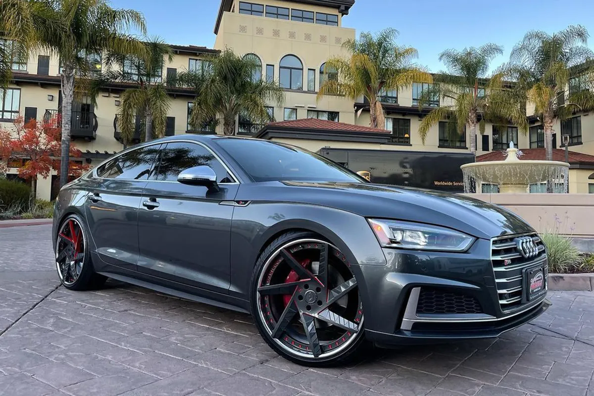 Audi Audi A4 on Forgiato N wheels
