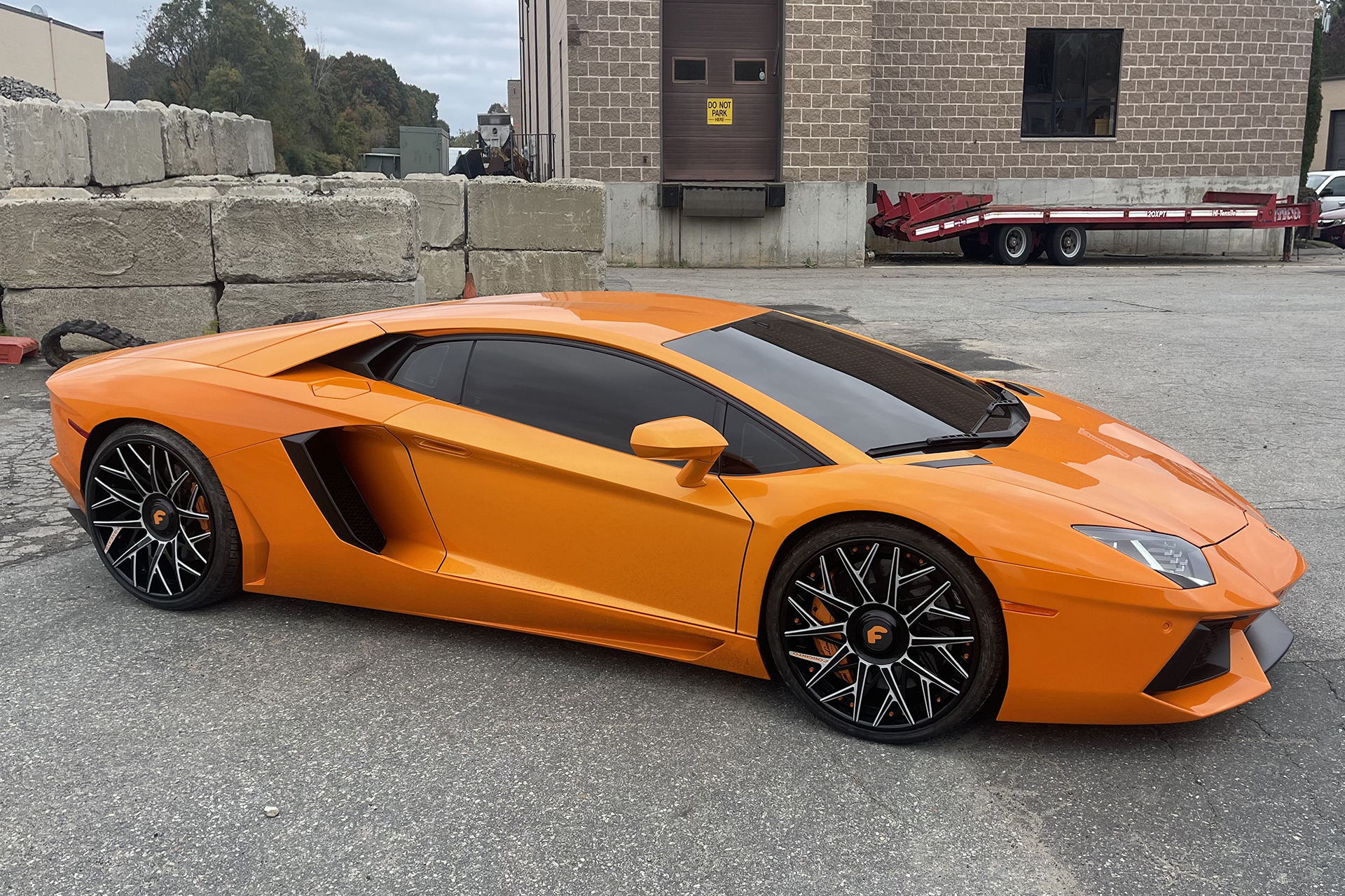 Aventador on Blocco-ECL