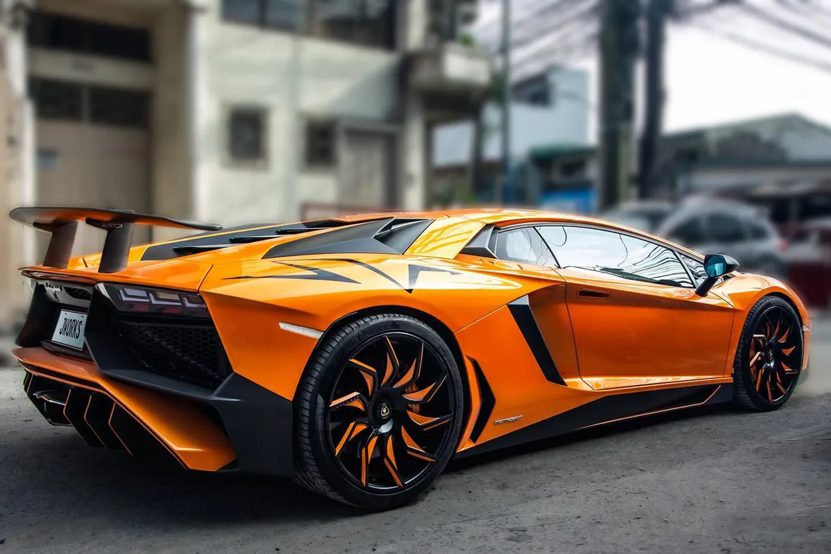 Lamborghini Aventador on Forgiato Villaggi-ECL wheels