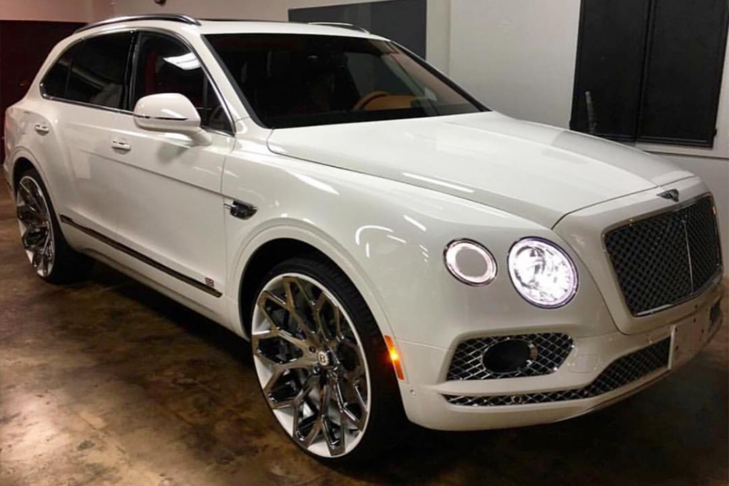 Bentayga on Drea-ECL