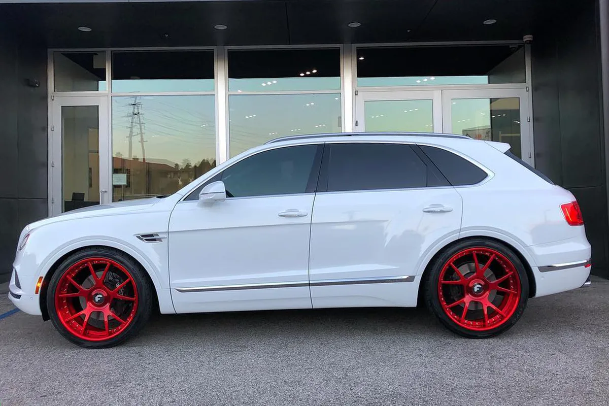 Bentley Bentayga on Forgiato S203-ECL wheels