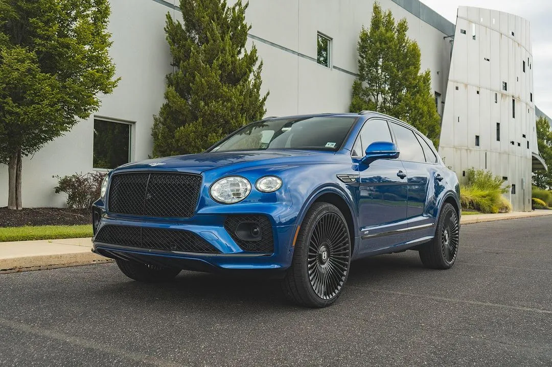 Bentley Bentayga on Forgiato Trimestre-M wheels