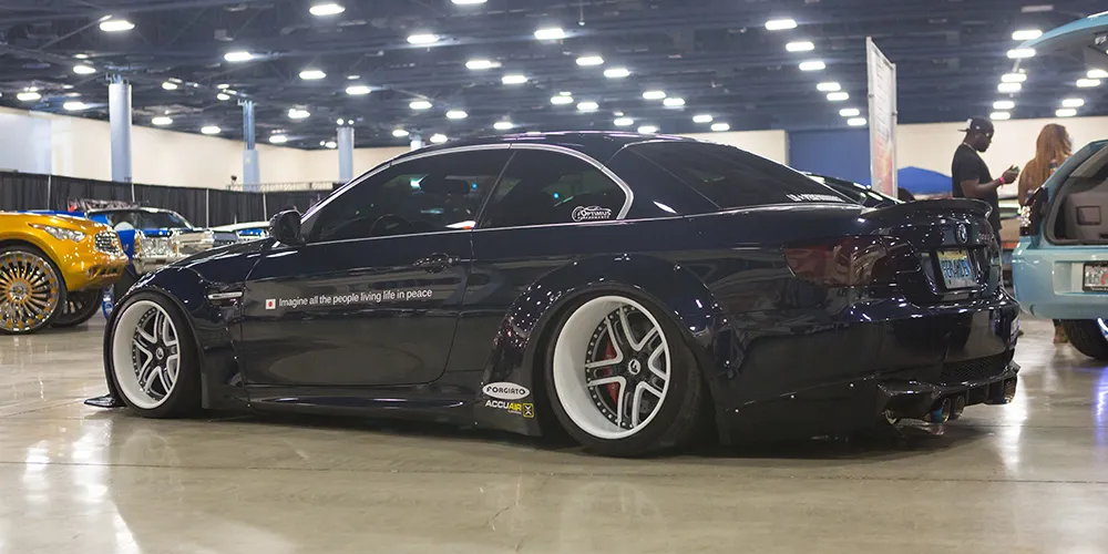 BMW BMW 3 Series on Forgiato Estremo wheels