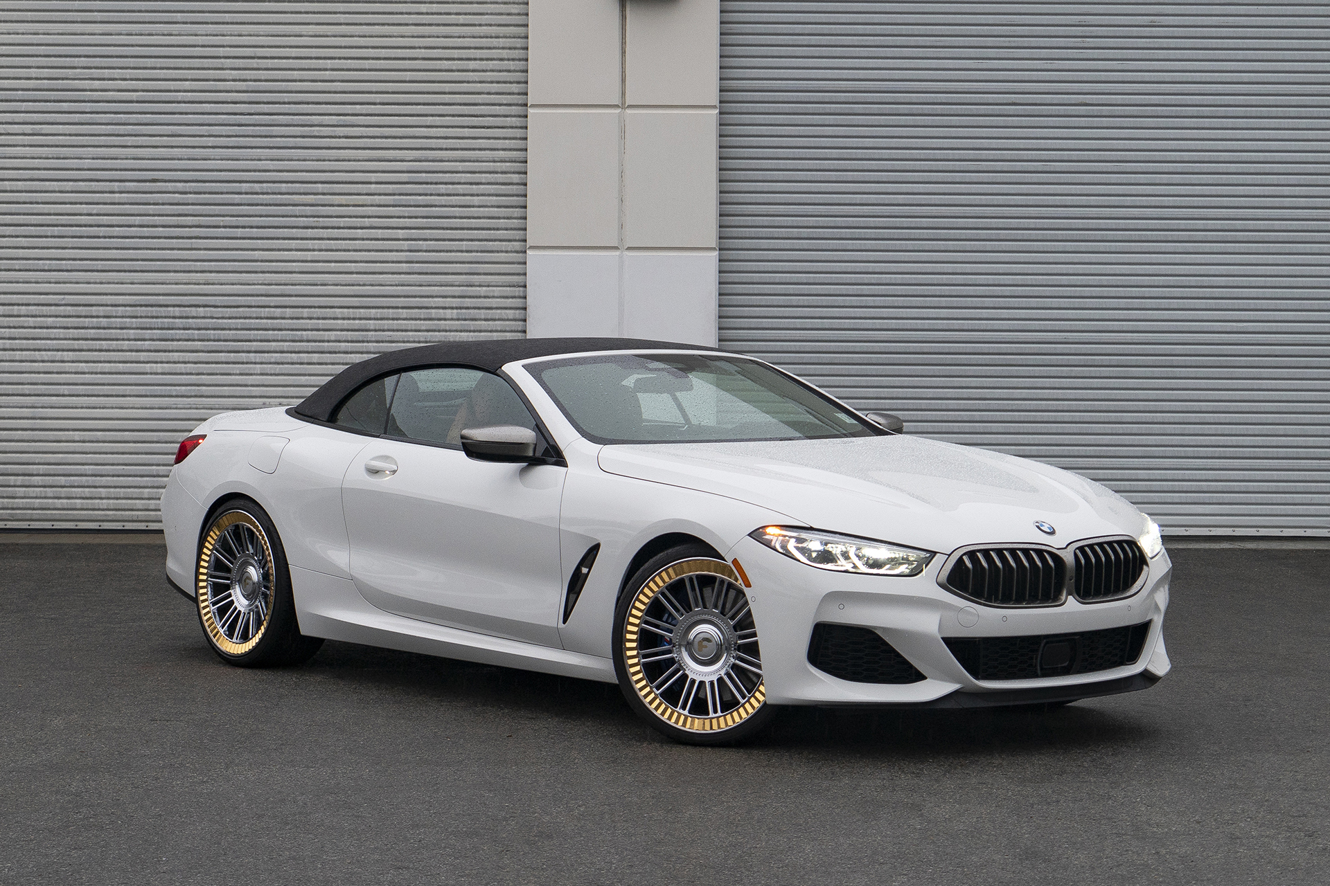 BMW 8 Series on Orologio-M