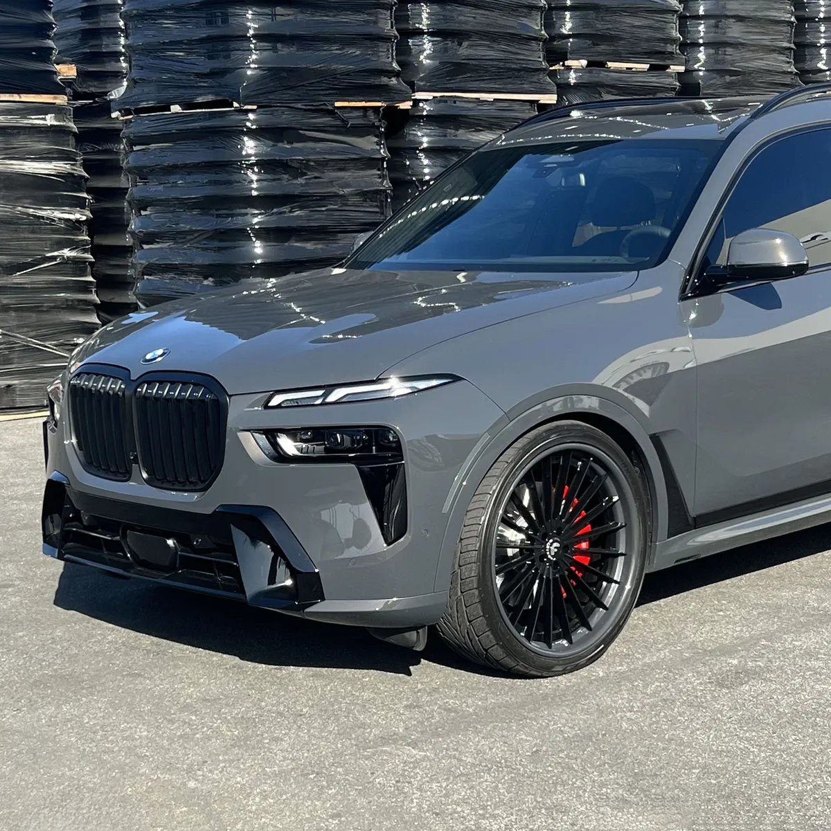BMW BMW X7 on Forgiato Tec 3 1 wheels