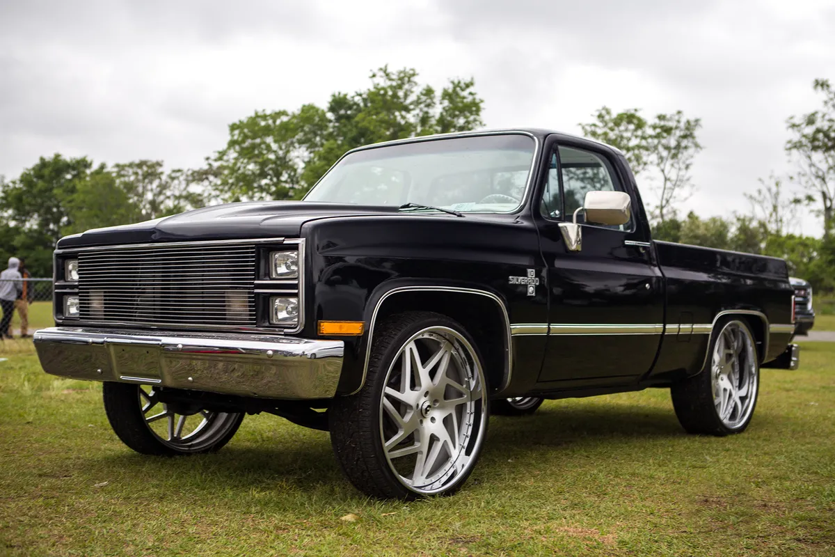 Chevrolet C10 on Forgiato Finestro wheels