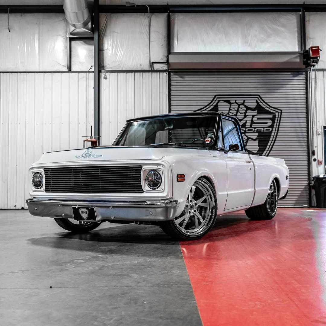 C10 on S221