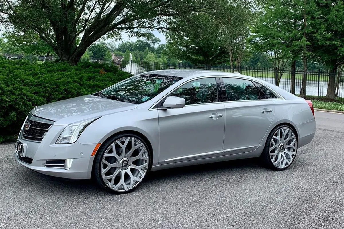 Cadillac Cadillac Xts on Forgiato Drea-ECL wheels