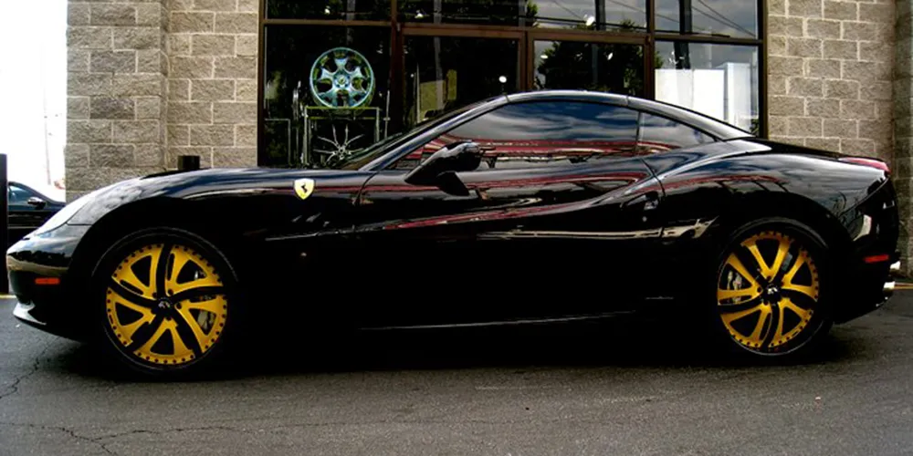 Ferrari California on Forgiato Rasoio wheels