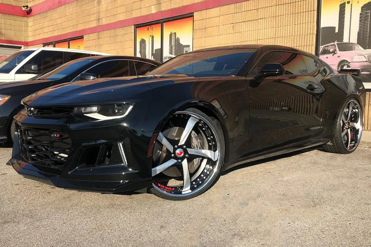 Chevrolet Camaro on Forgiato Appuntito wheels