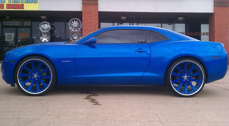 Chevrolet Camaro on Forgiato Concavo wheels