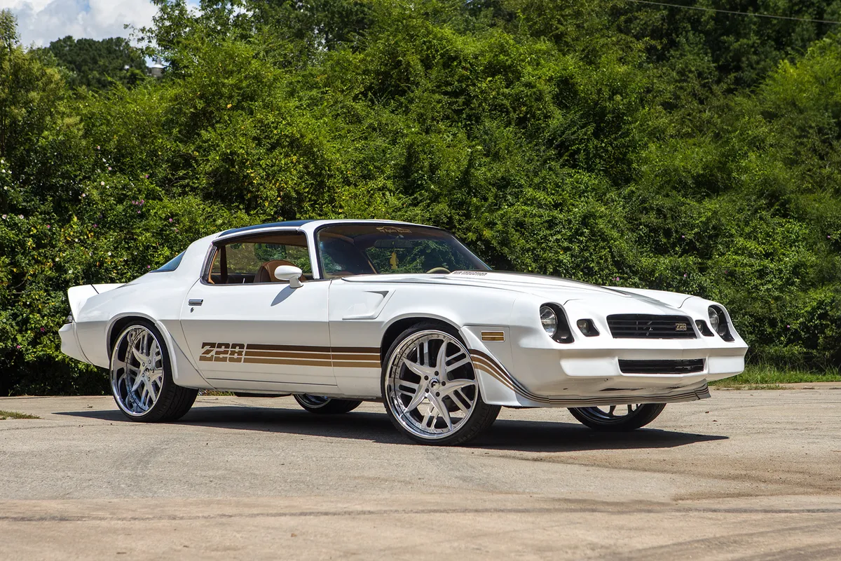 Chevrolet Camaro on Forgiato Decimo-L wheels