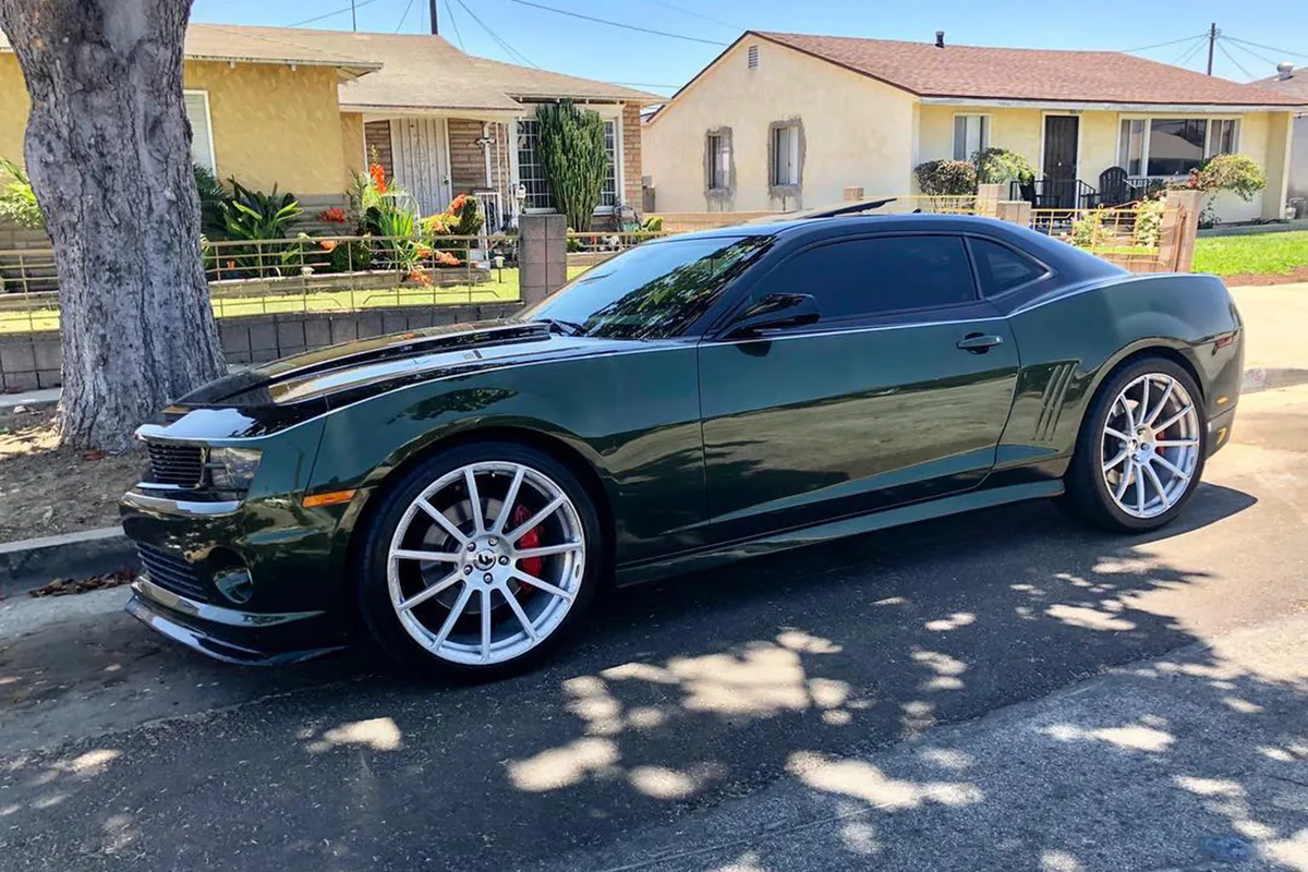 Chevrolet Camaro on Forgiato Flangiato-M wheels