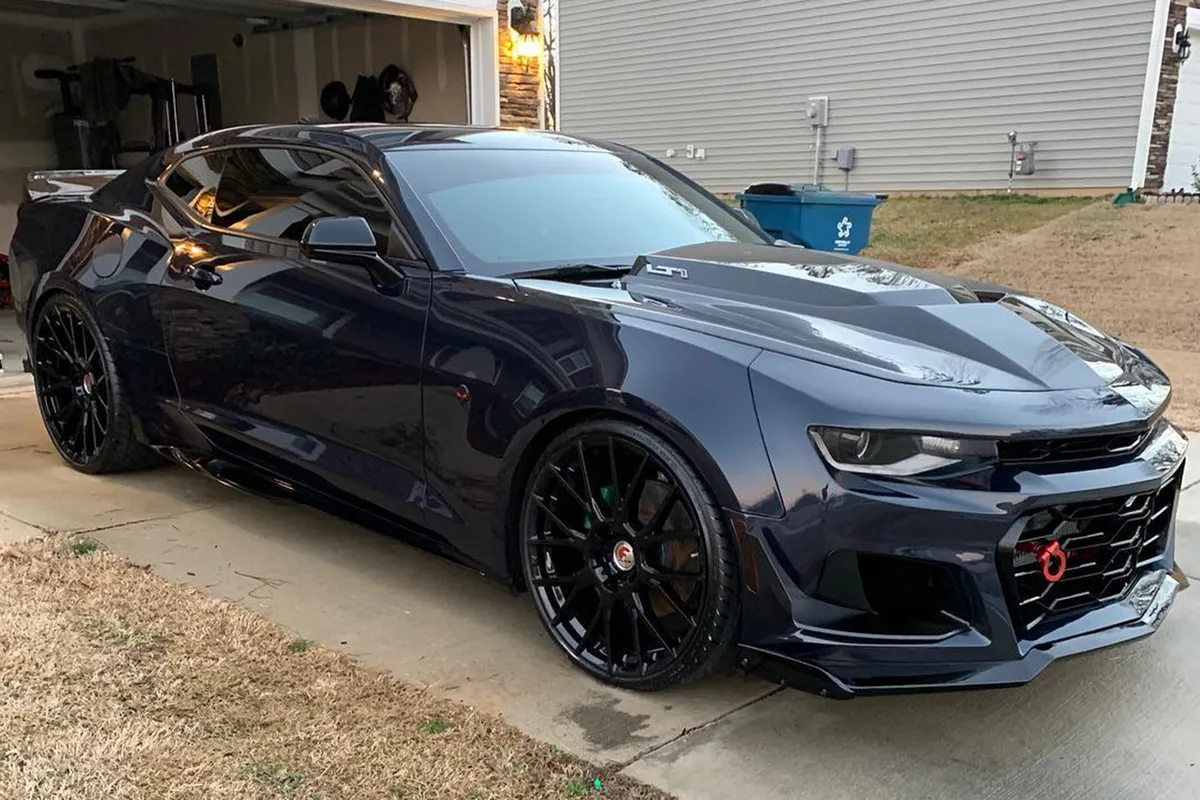 Chevrolet Camaro on Forgiato Flow wheels