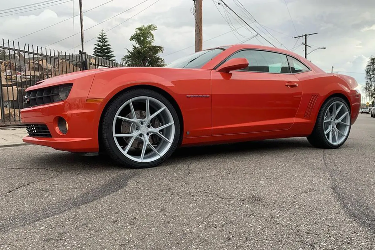 Chevrolet Camaro on Forgiato Tec S2 wheels