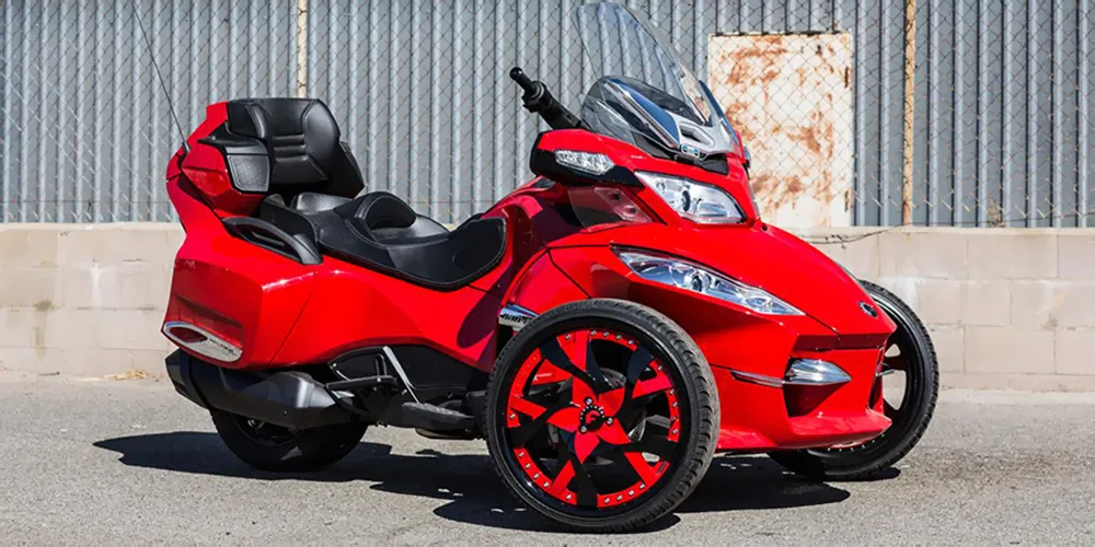 Can-Am Can Am on Forgiato Misto wheels