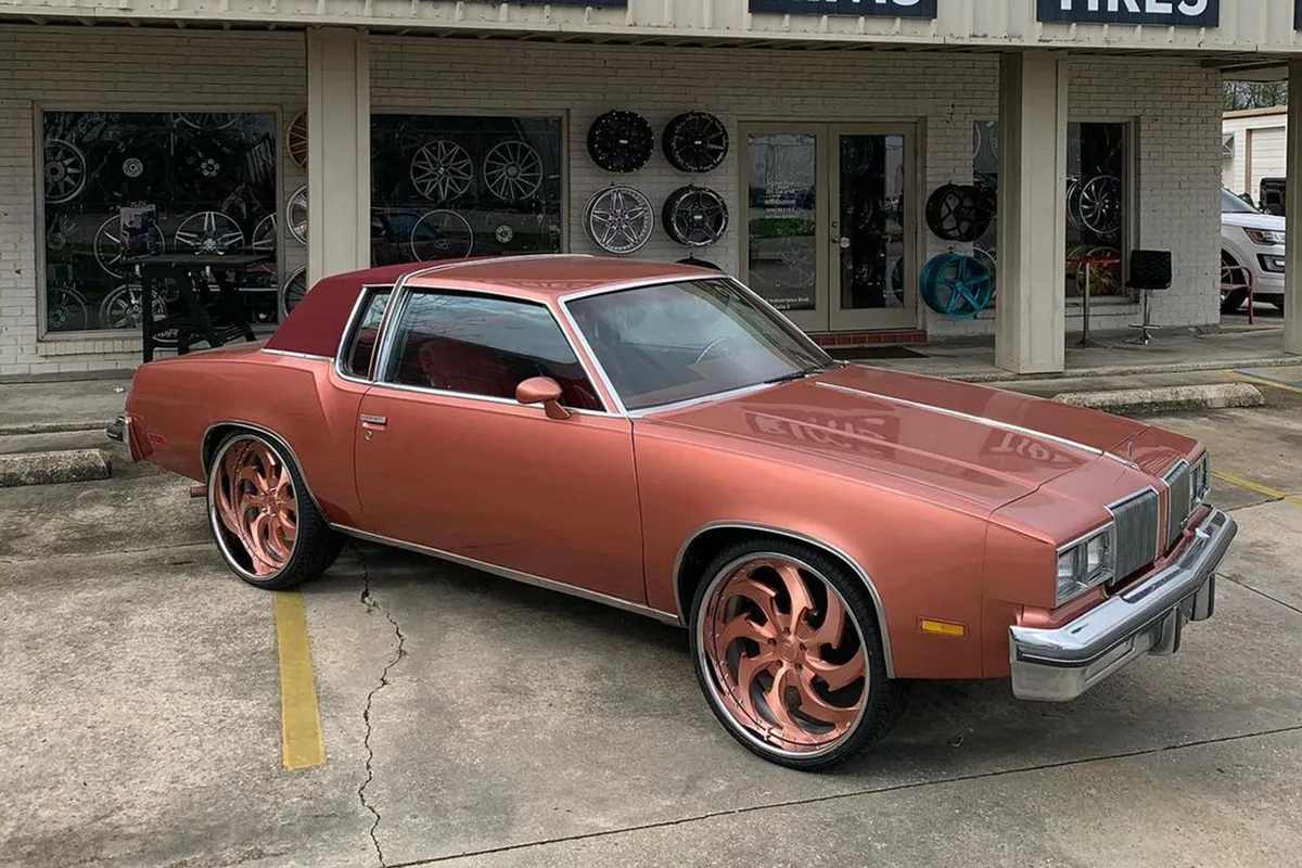 Chevrolet Caprice on Forgiato Avviato-FF wheels