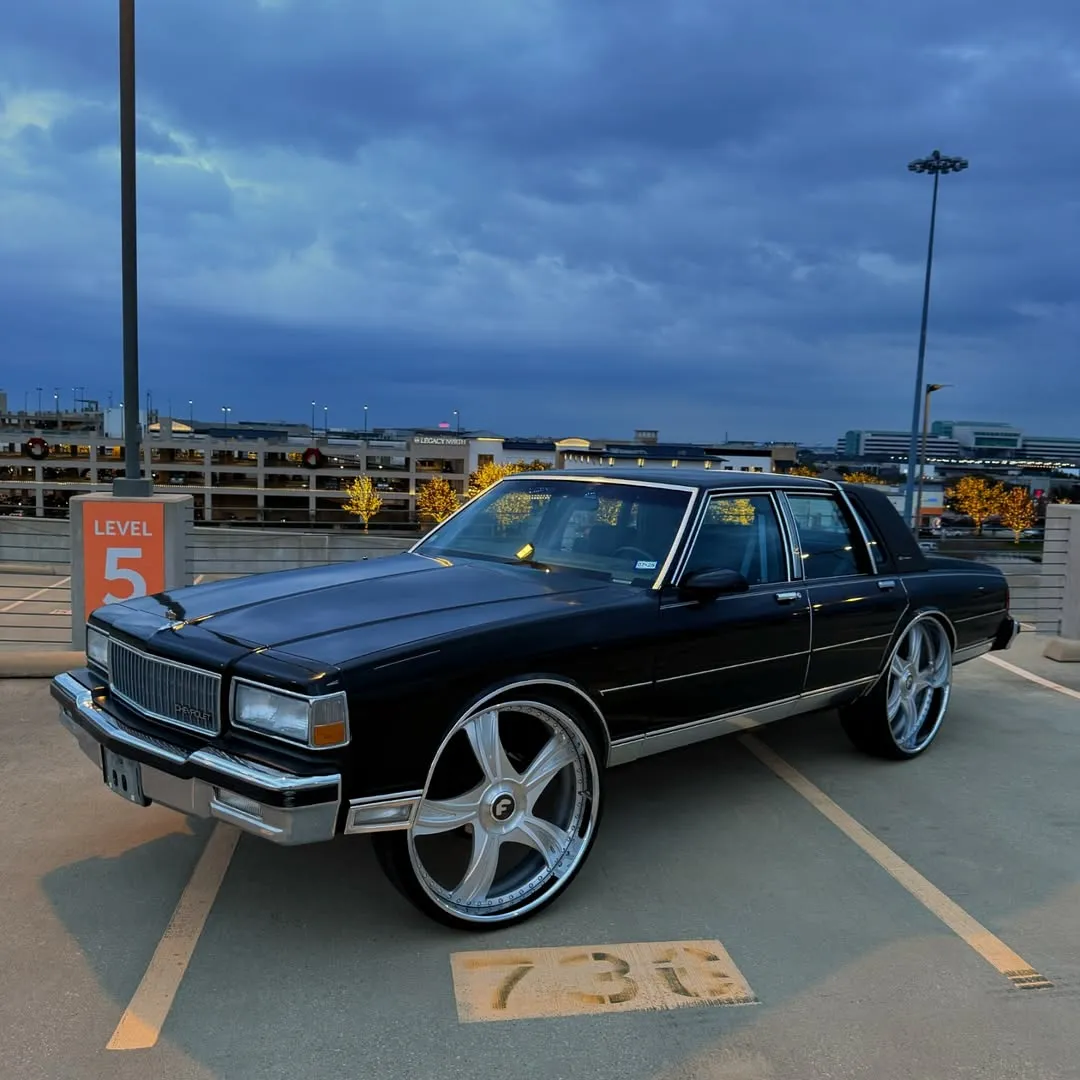 Chevrolet Caprice on Forgiato Squartato wheels