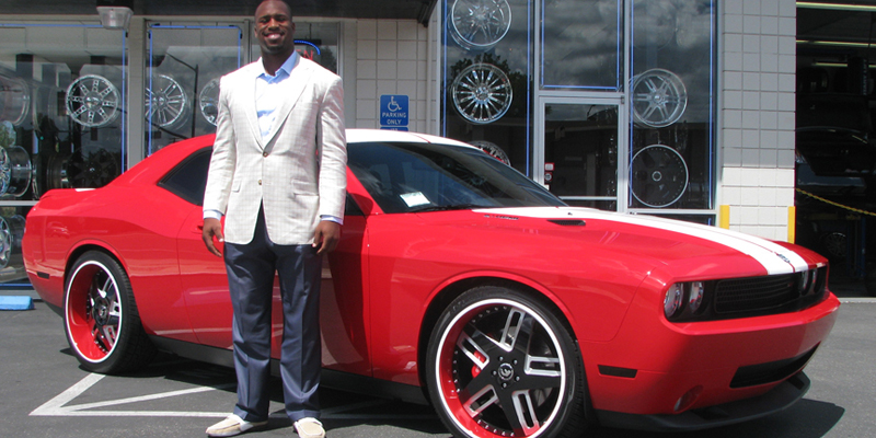Celebrity on Vernon Davis Veccio
