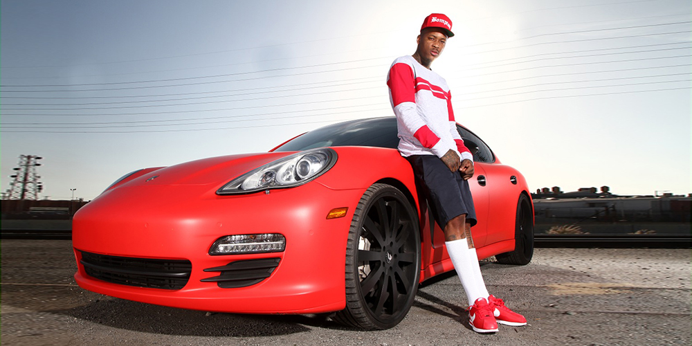 Celebrity on Yg Concavo