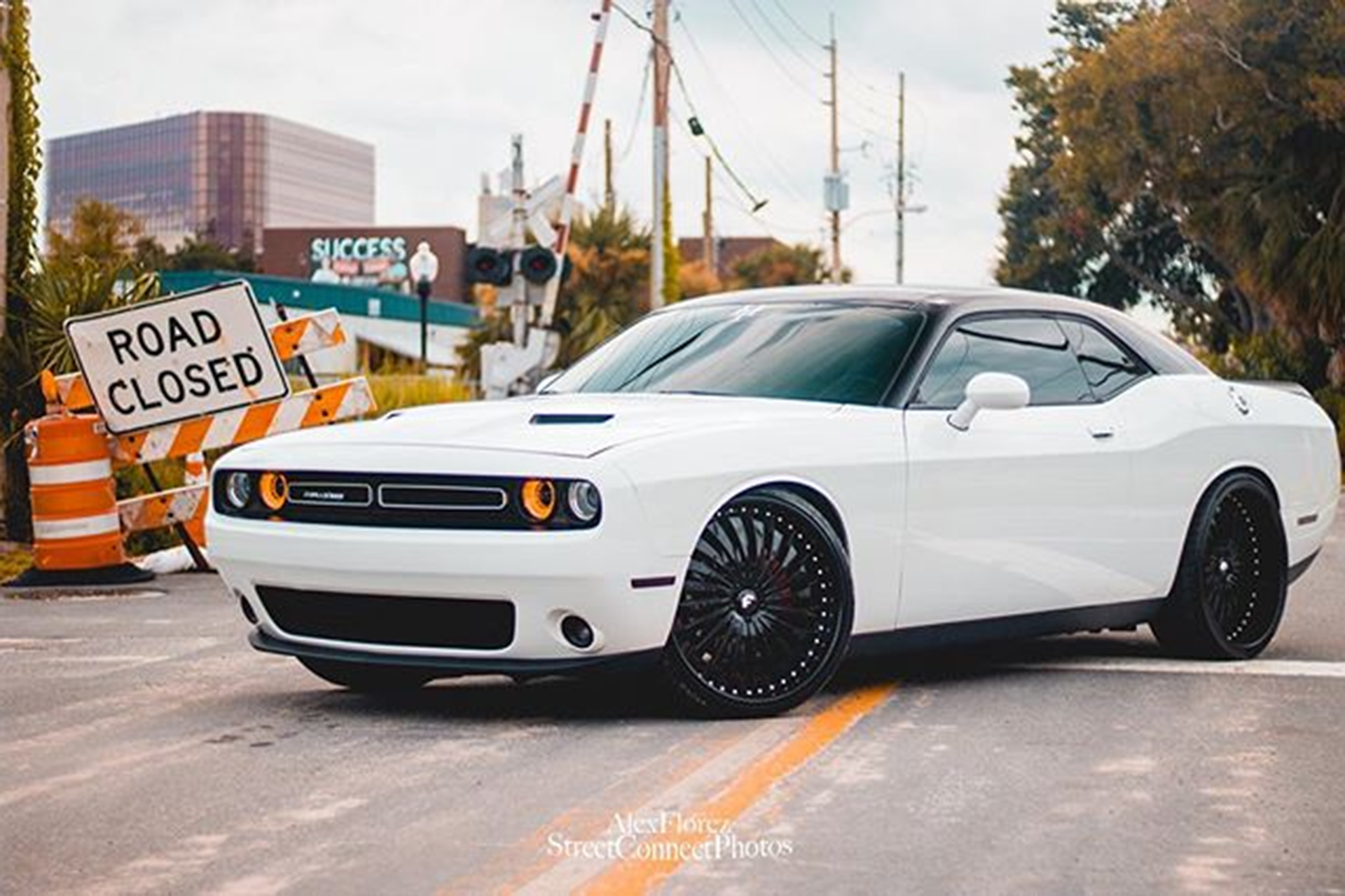 Challenger on Autonomo L