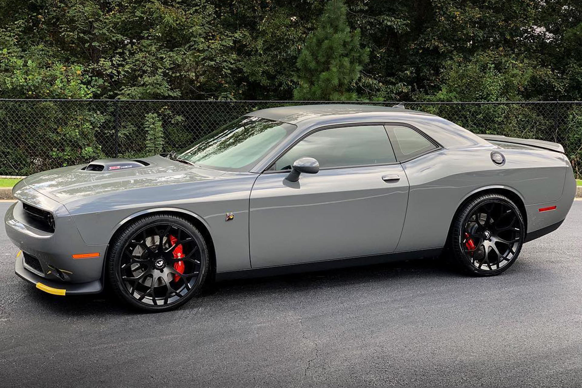 Challenger on Drea-M