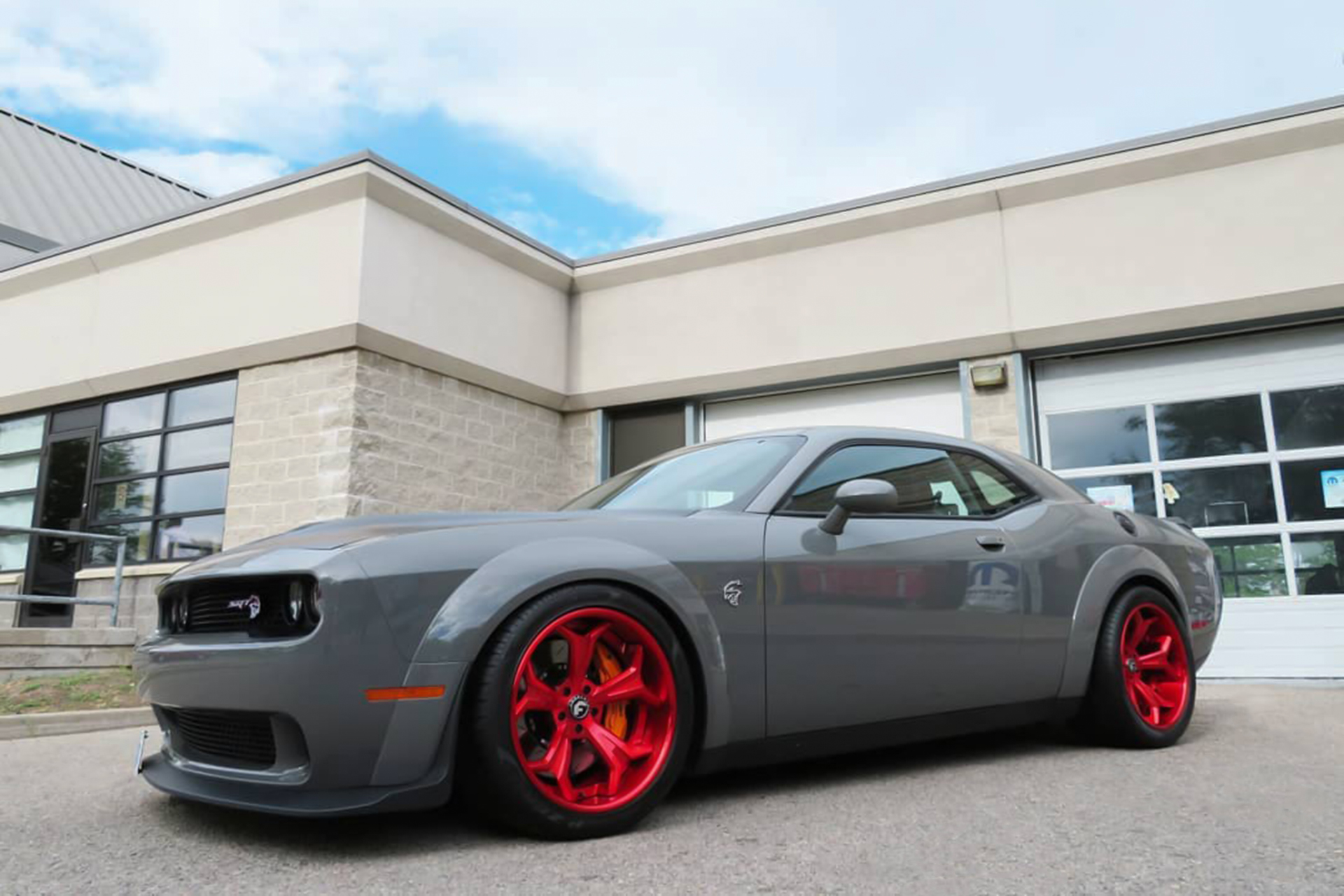 Dodge Challenger on Forgiato F2.09 wheels