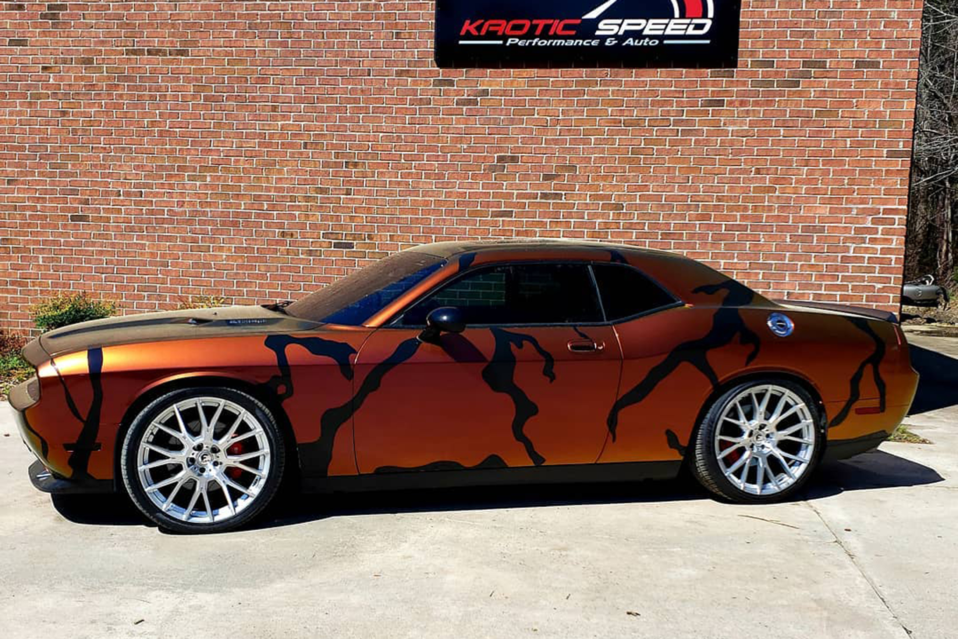 Challenger on Flow 001