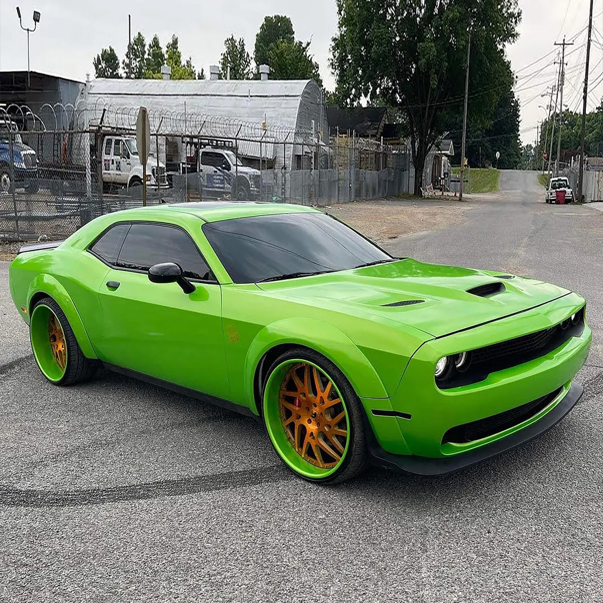 Dodge Challenger on Forgiato Twisted Maglia-2 wheels