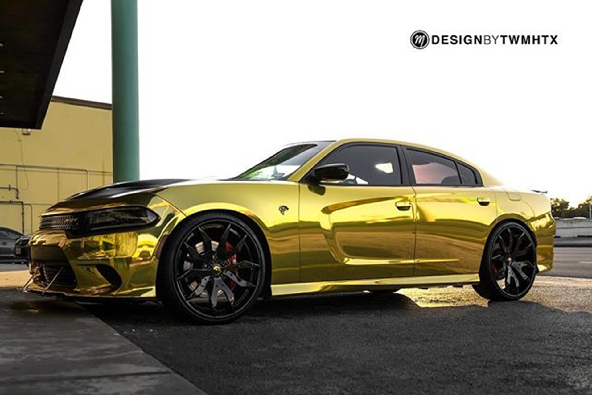 Charger on Artigli-ECL