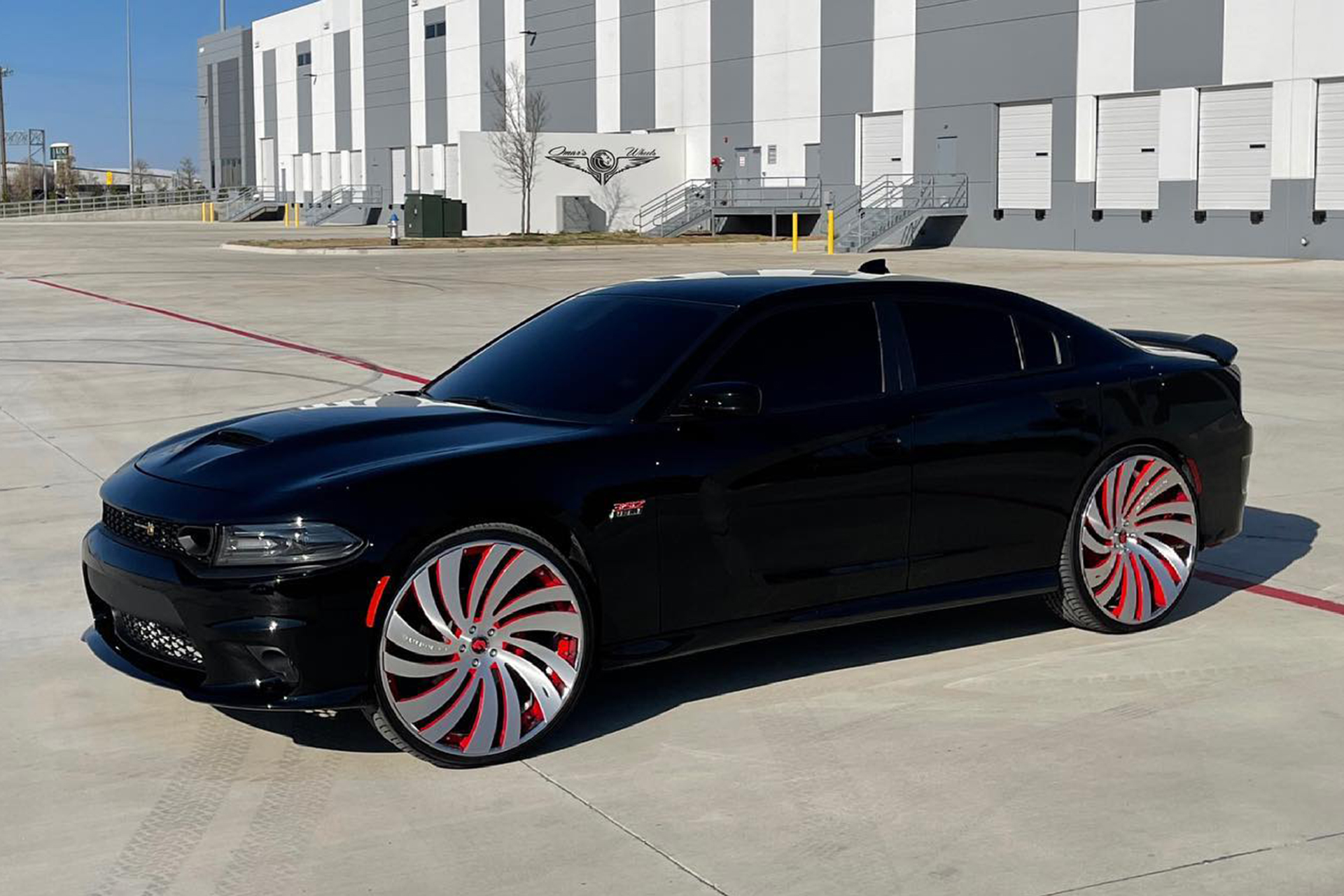Charger on Canale-ECL