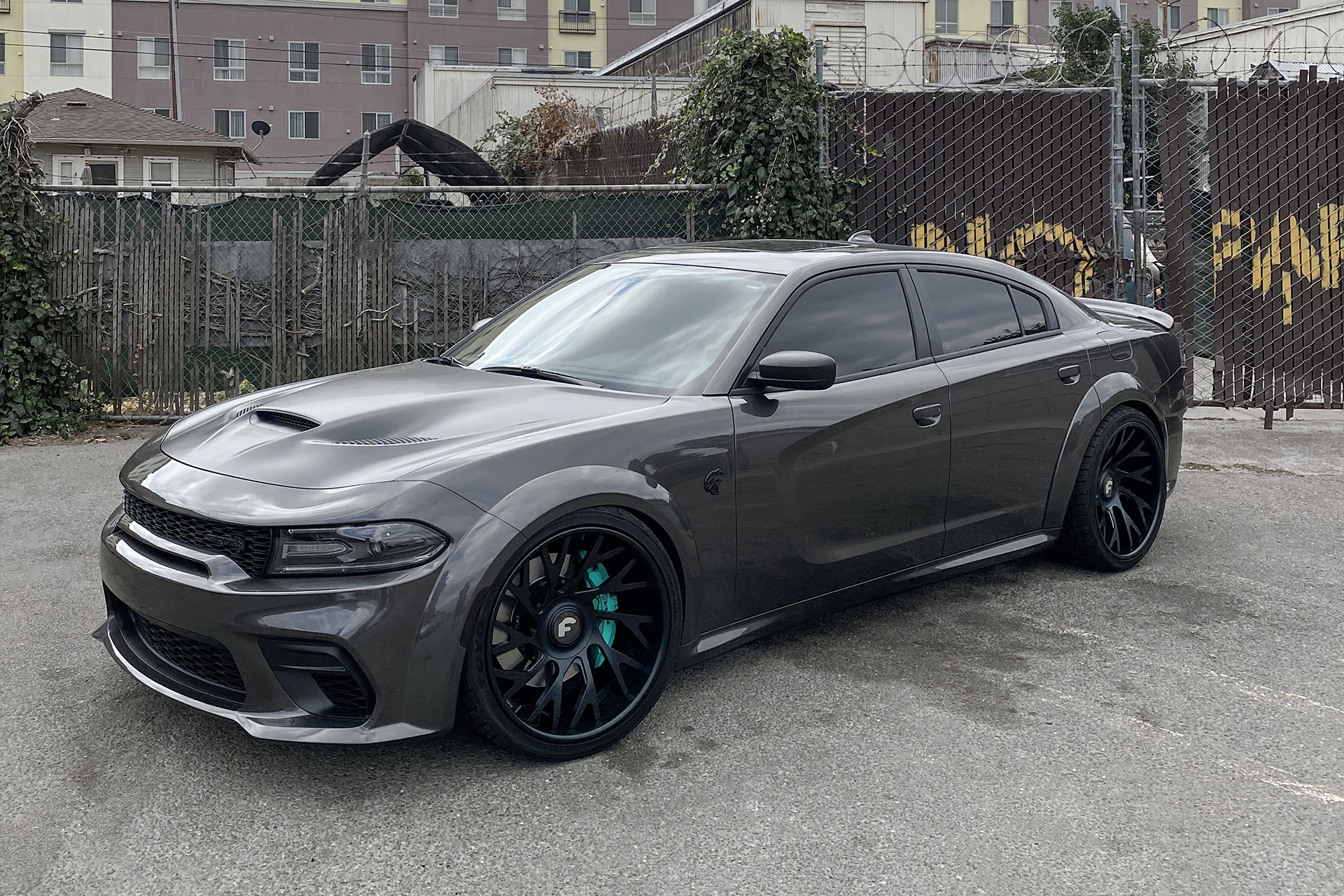 Charger on Concentrati-FF