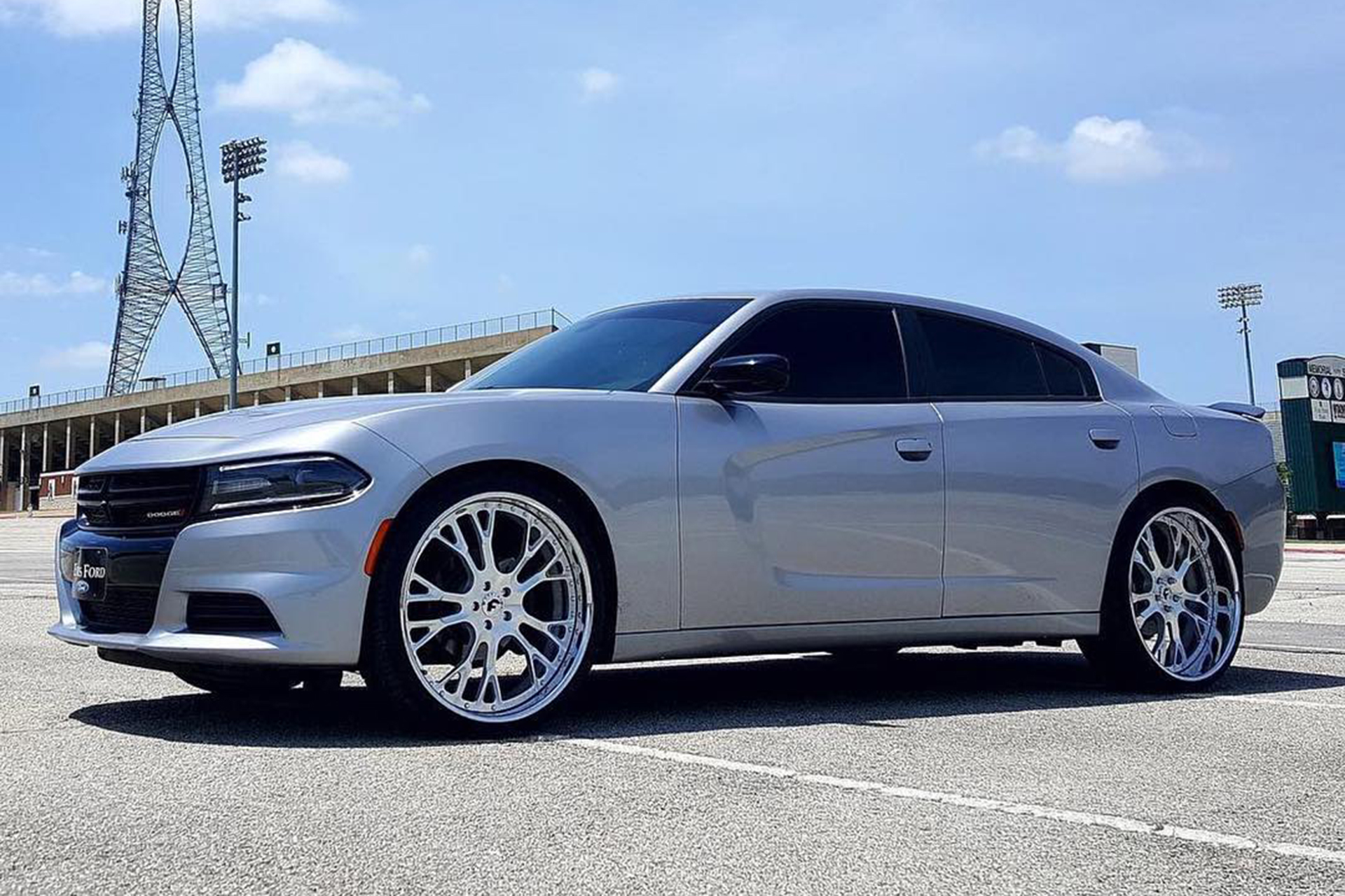 Charger on Derando
