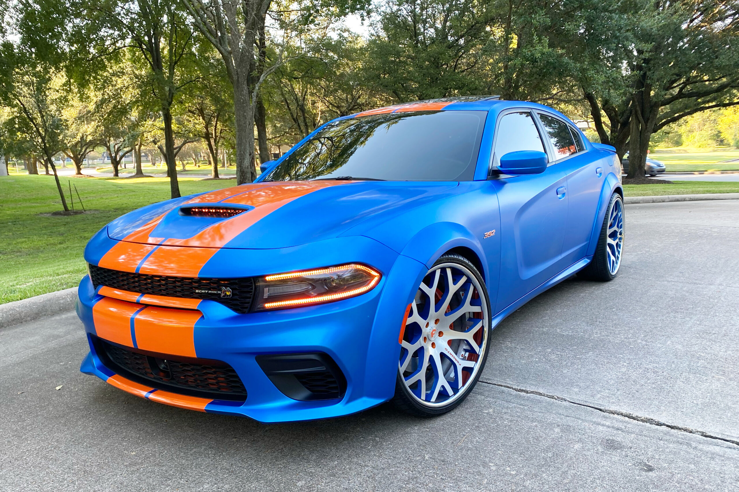 Charger on Drea-ECL