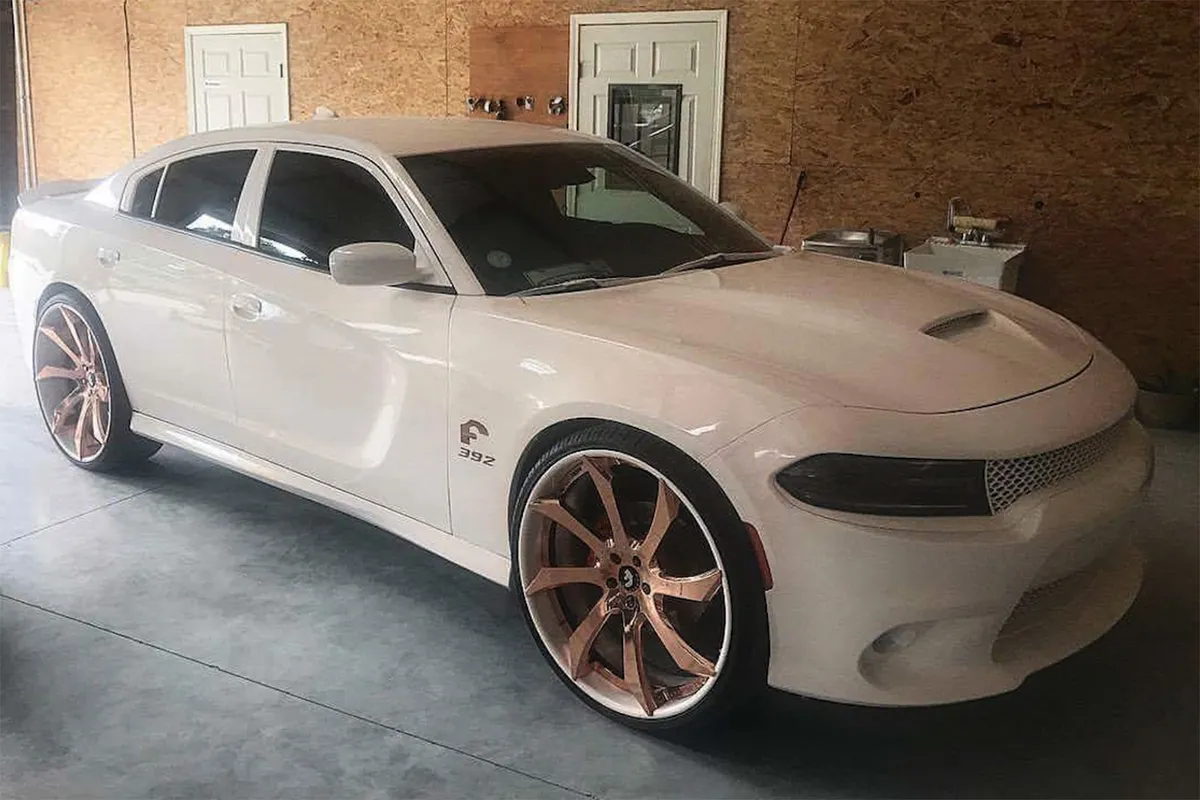 Dodge Charger on Forgiato Fondare-ECL wheels