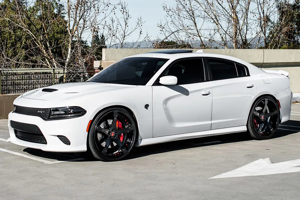 Dodge Charger on Forgiato Martellato-ECL wheels