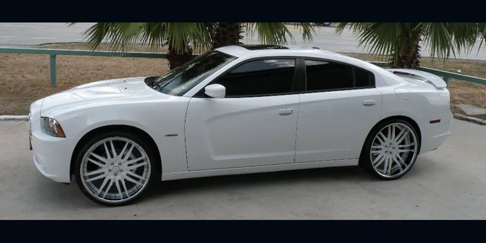 Dodge Charger on Forgiato Sedici wheels