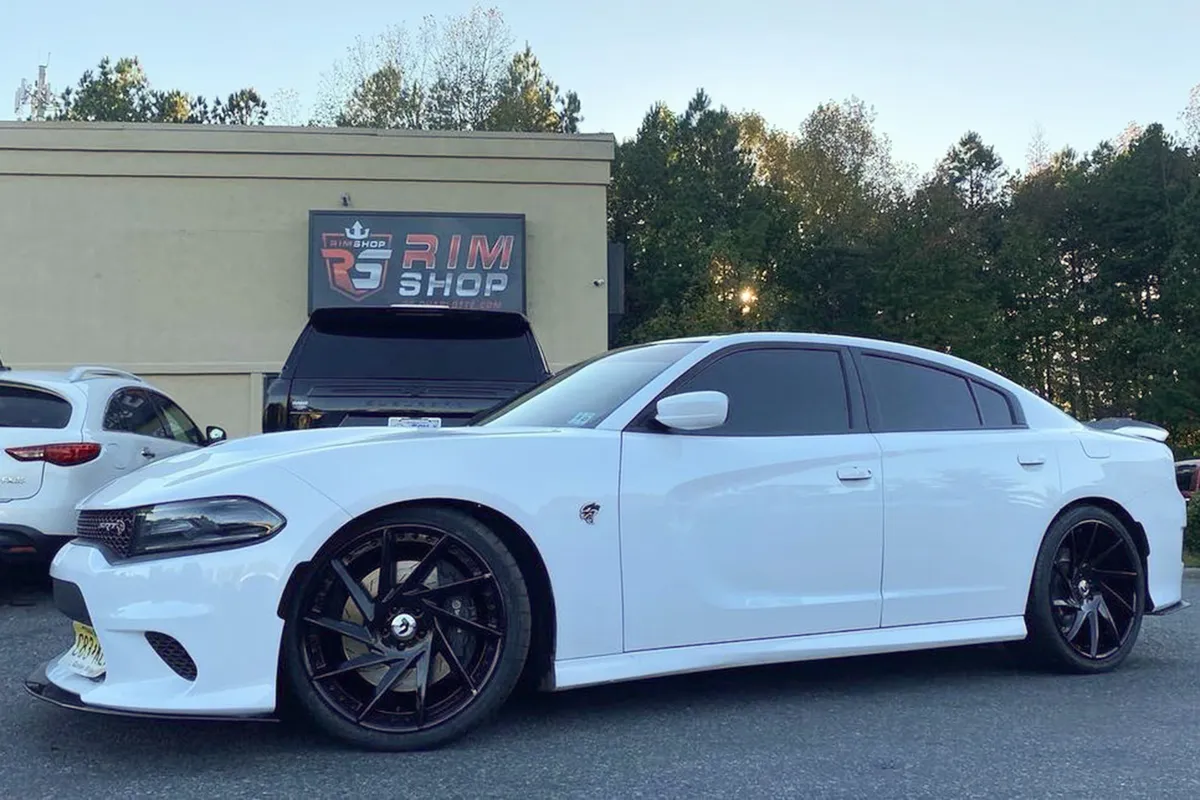 Dodge Charger on Forgiato Troppo-B wheels